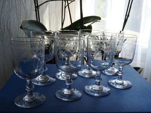 Anciens verres vin - 8, a