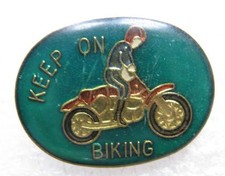 Pin's KEEP ON BIKING Moto Cross  #783