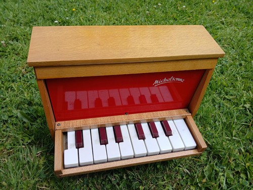 Chromatic toy piano keys - piano,