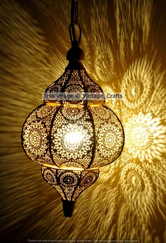 Suspension marocaine dorée