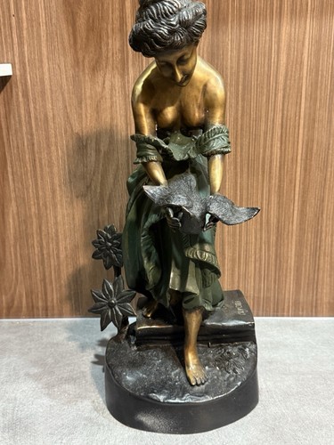 Sculpture femme l oiseau - sculpture:, à