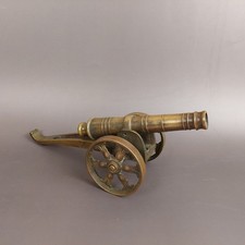 Figurine de canon vintage en laiton massif sur roues immobiles modèle militaire