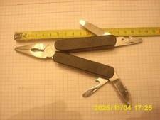 Petit outil de poche pliant multifonction