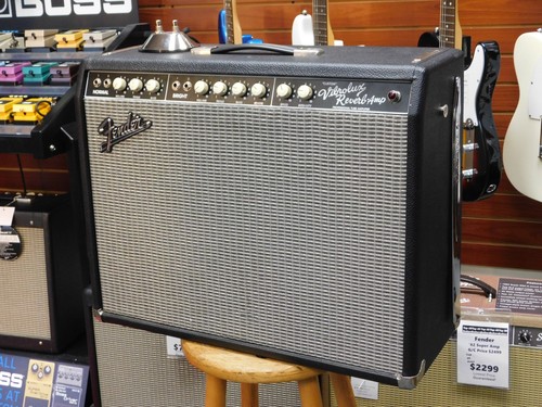 Fender custom vibrolux reverb - fender,