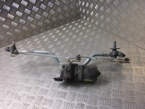Moteur essuie glace avant