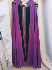 CHAPE PLUVIALE VIOLETTE RUBAN VELOURS VERT/PRETRE/XXé/LONG. 129cm/no AUBE/CASULA