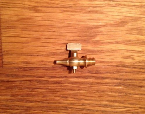 Robinet pour balayeuse - 1,