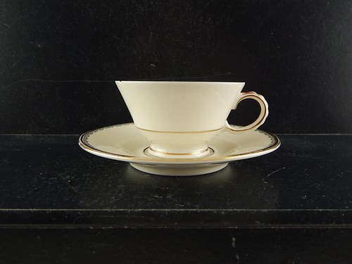 Antique art deco tasse - art, À
