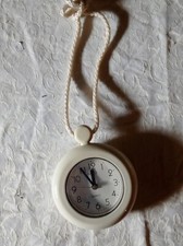 Pendule En Plastique Année 70