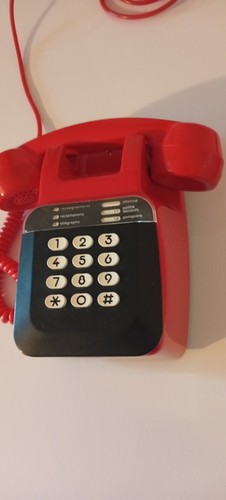 Ancien téléphone rouge - téléphone,