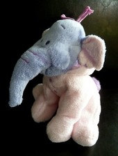 M5. DOUDOU PELUCHE LUMPY L' ELEPHANT DISNEY NICOTOY 15cm pyjama rose capuche TBE