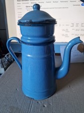 cafetière  en tole émaillée