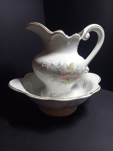 Ensemble toilette pichet et - pichet,