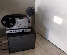 Projecteur Noris pour films super 8 sonores