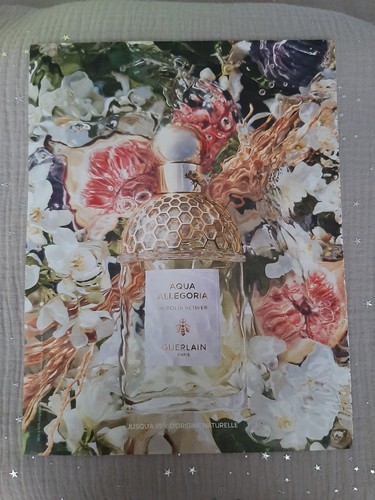 Publicité papier parfum - publicité,