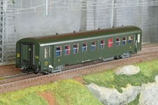 R37 HO42512 Voiture voyageurs