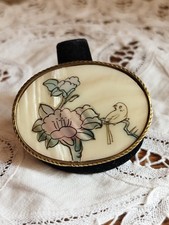 Broche en Nacre Jolie Fleur Et Oiseau Bijou Nacre peint la main Contour Doré 