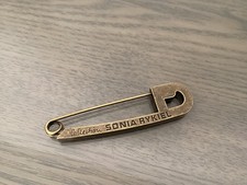 Broche epingle à nourrice