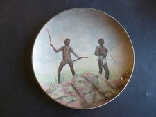 Assiette Royal Doulton faience Anglais England Aborigines hunting with weapons