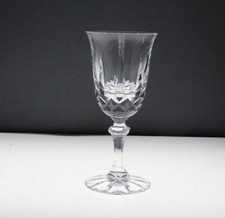 verre a vin en cristal de Daum