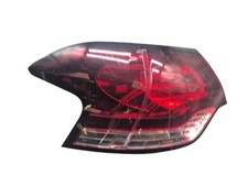 Feu arriere principal gauche