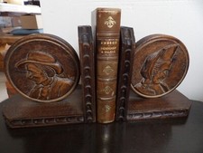 Serre Livres Bois sculpté Breton Signé COZ 