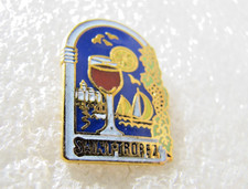 PIN'S  SAINT TROPEZ