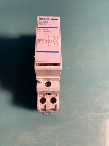 Contacteur 25a es220 hager - ,