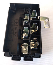 Bornier Connection Plaque de