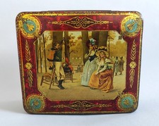 Rare & Ancienne Boite Tôle Lithographiée Style Empire Décor de Hussard.. Mouche