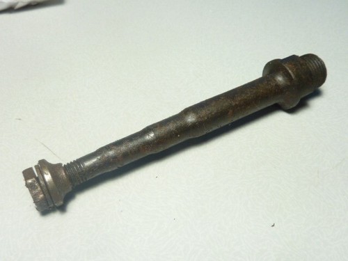 Axe pédale droite - de,