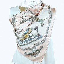 Foulard vintage en soie Hermes