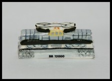 FÈVE REPRÉSENTANT DES MODÈLES DE LOCOMOTIVES "BB 12000" 2006 - 9