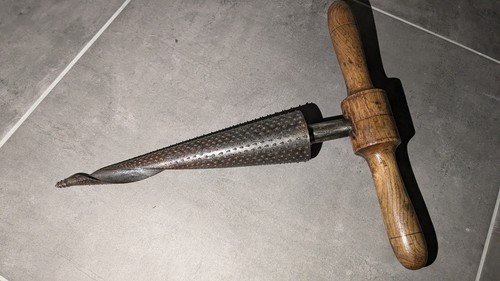 Ancienne bondonnière - , de