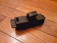 interrupteur lève vitre AVD MAZDA 3 ( BK )  OEM 031231BP4K66370