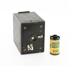 petit Box  Allemand en métal marque à découvrir