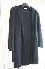 Ensemble femme robe et manteau noir tissu damassé
