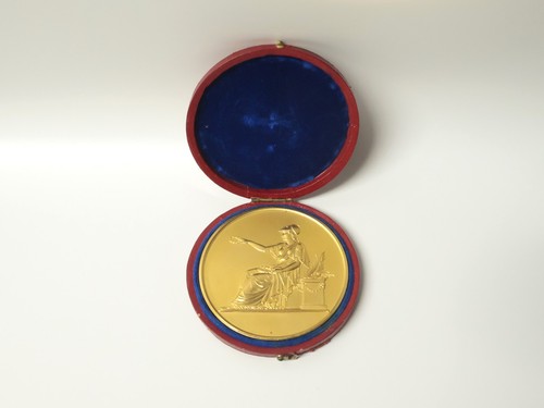 Ancienne médaille choléra - or,