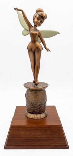 Disney figurine statue - disney, fée