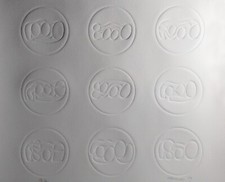 Gravure gaufrée par Miguel Berrocal 1979