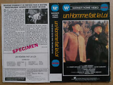JAQUETTE VHS - UN HOMME FAIT
