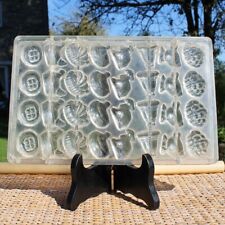 Plaque de pâtisserie pour 32 fritures en chocolat de pâques / Noël vintage