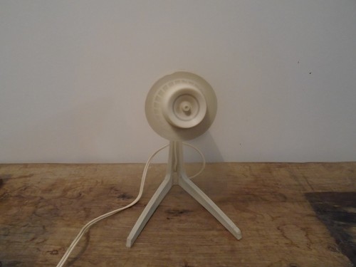 Ancien ventilateur sur - ventilateur, pied