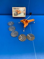 Ancien Mouli-Julienne Marron