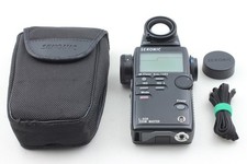 [ COMME NEUF avec capuchon ]