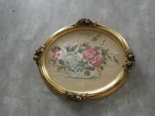 ancien MUR à fleurs brodées dorées encadré bois siècle motif rétro circa