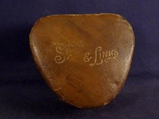 Ancien boîte cartonnée