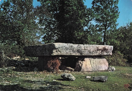 Livernon dolmen la - 46,
