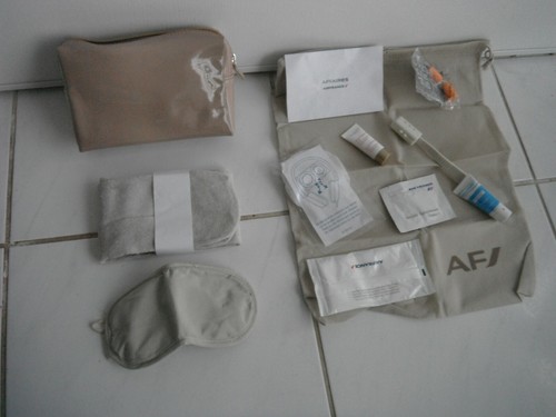 Trousse toilette air - trousse,