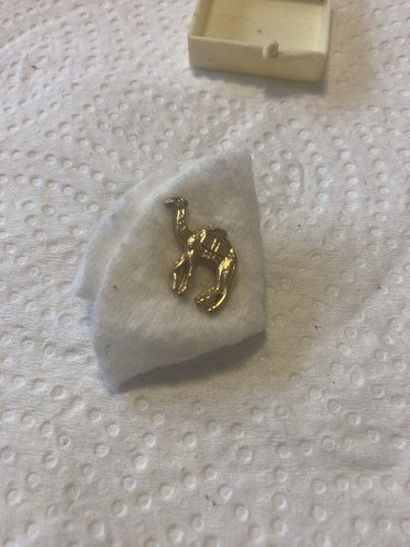 Vintage gold tone small camel - vintage,